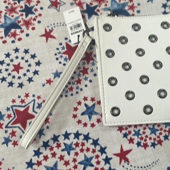 Express white clutch purse with grommets - Picture 2 of 6